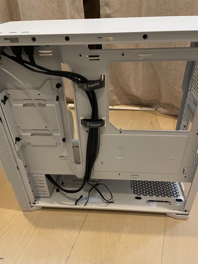 Fractal Design Pop Silent White PCケース
