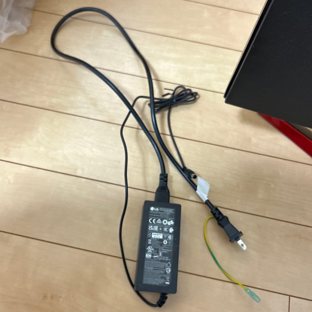 ゲーミングモニター LG製 型名27GN800
