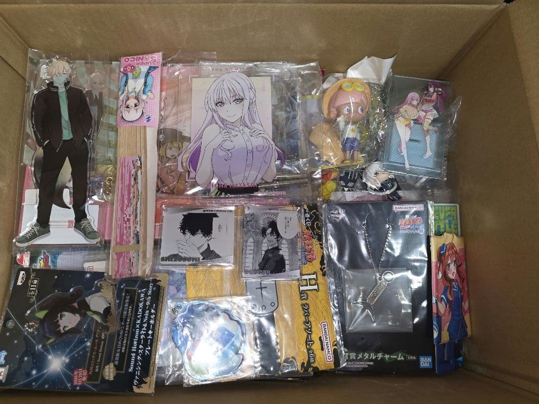 アニメ　ゲームグッズまとめ　125点