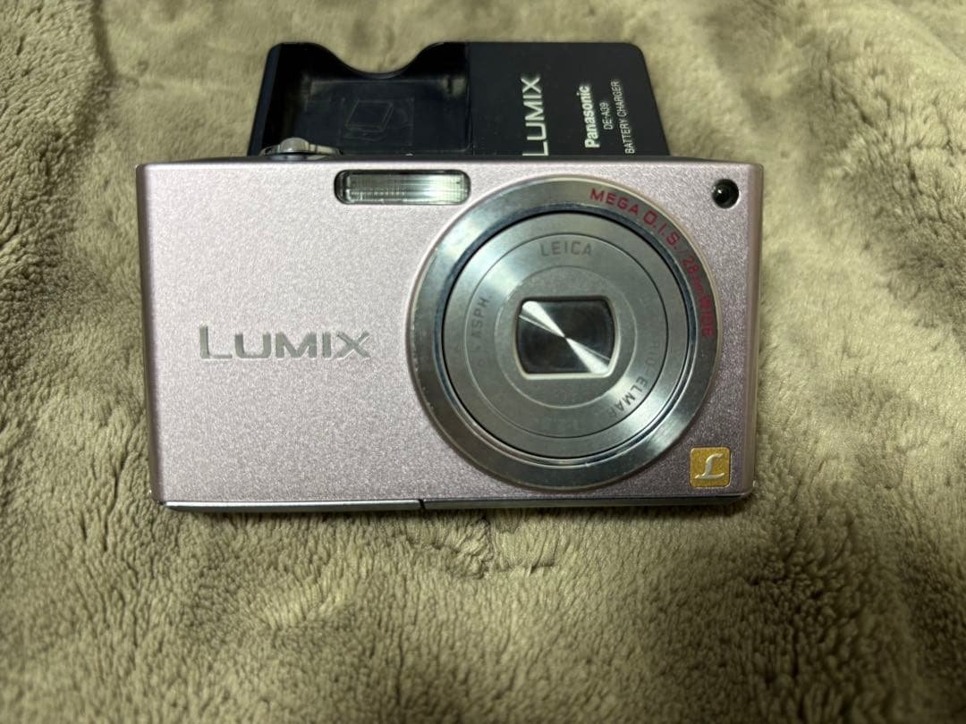 LUMIX DMC-FX33 ピンク デジカメ 純正バッテリー充電器付
