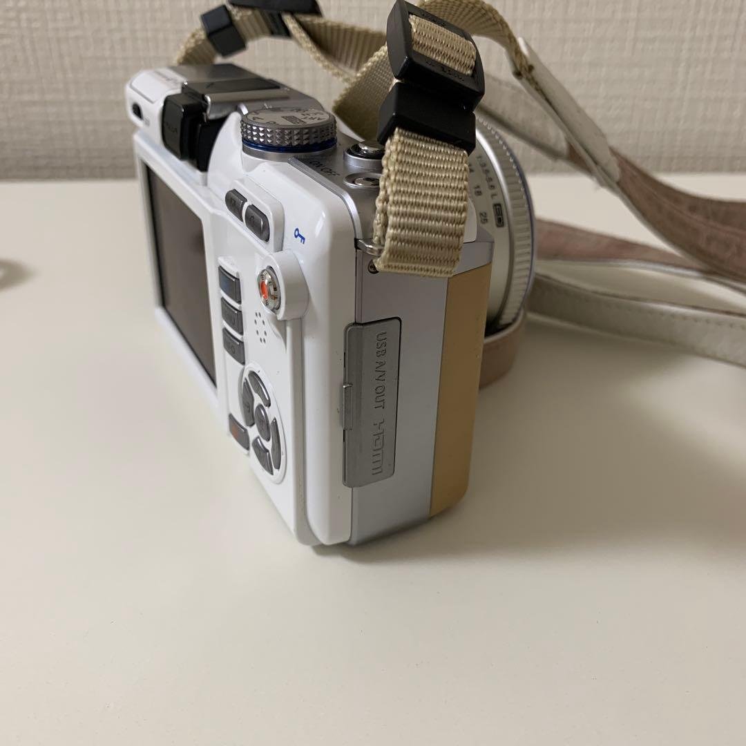 OLYMPUS PEN E-PL1 ホワイト ミラーレス一眼カメラ