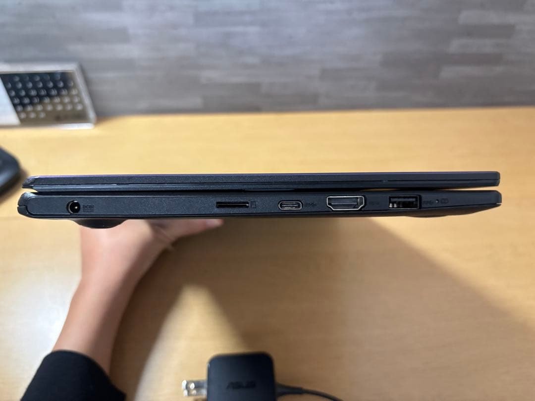 ASUS 11.6インチノートPC 【Windows11対応】