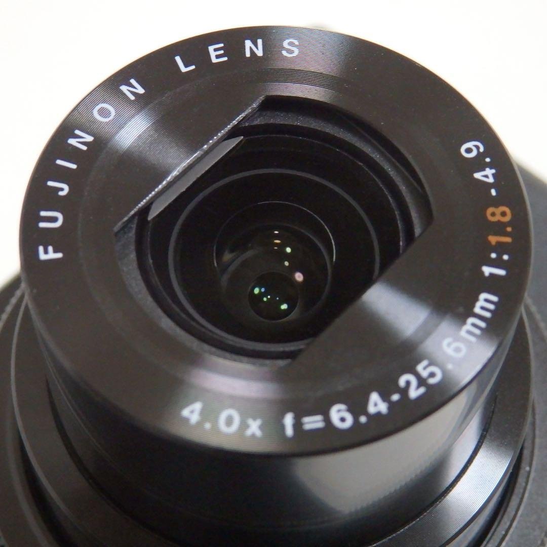 動作確認済　美品　Fujifilm XQ2 ブラック　フジフイルム